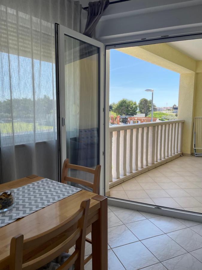 Apartments Vip Split Buitenkant foto