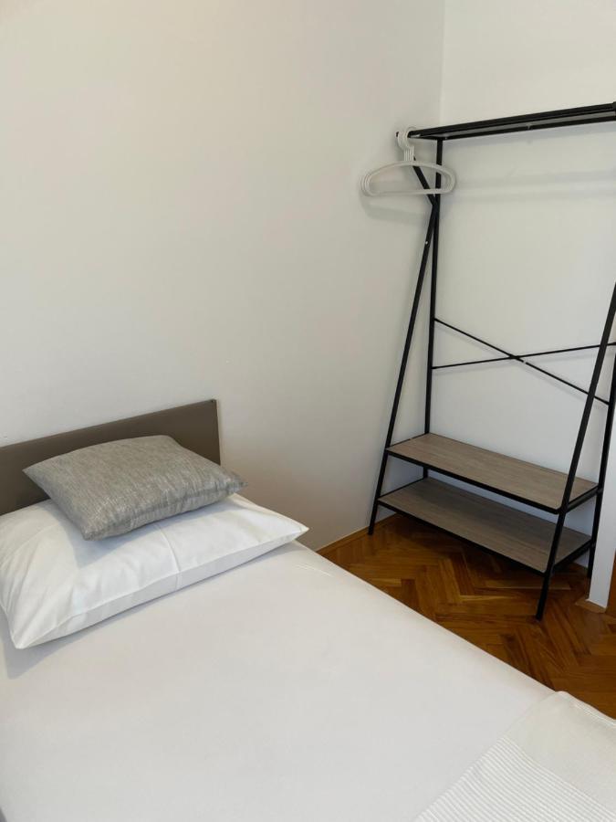 Apartments Vip Split Buitenkant foto